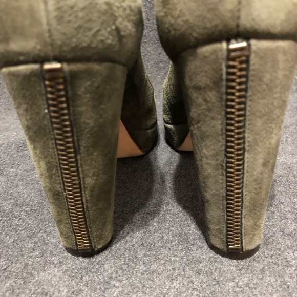 Cole Haan Women's Stephanie Zipper Platform Olive Green Suede Pumps Size 6B - Picture 4 of 11